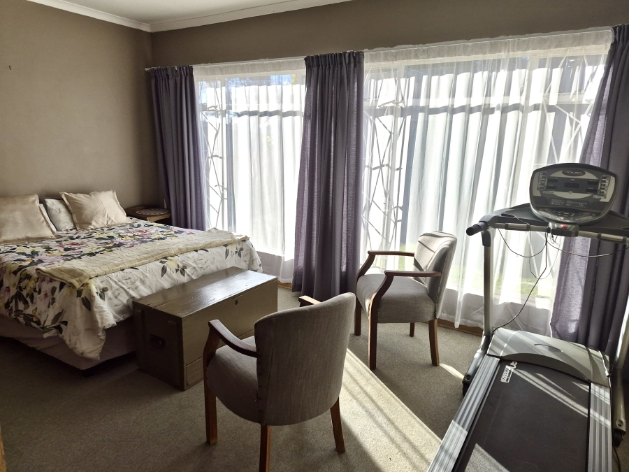 5 Bedroom Property for Sale in Panorama Free State